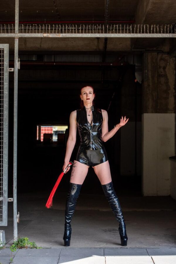 domina-black-valcyria_2024802